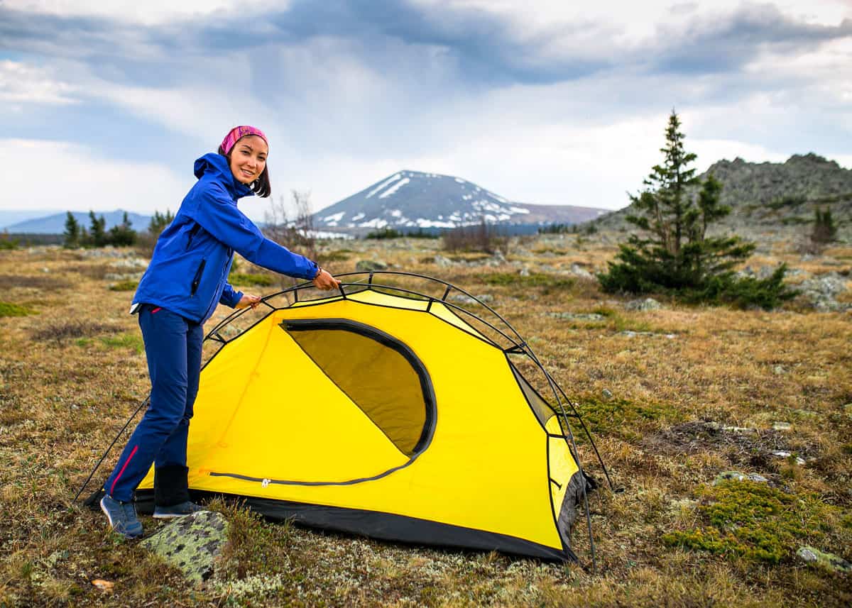 How to put up a dome tent by yourself