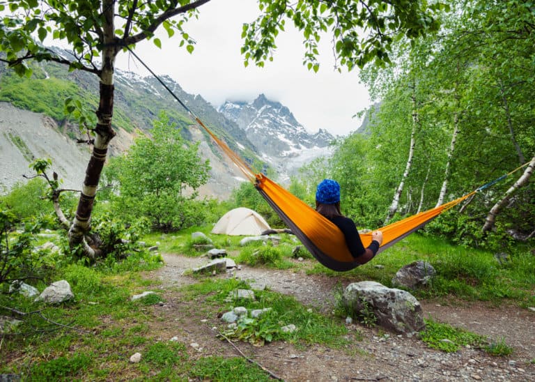 Ultimate Guide to Hammock Camping: Setup, Sleep, Packing List
